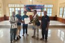 Ondofolo Kampung Waena Richard Ohee saat mengunjungi Asrama Mahasiswa Pegunungan Bintang di kawasan Jalan Buper, Waena, Jumat, bersama sejumlah kepala suku dan tokoh adat setempat.