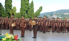 Peringati Harganas, Kejati Papua Tegaskan Keluarga Fondasi Pembangunan Bangsa