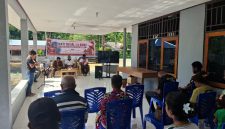 Keondoafian Kampung Skouw Sae di Distrik Muara Tami, Kota Jayapura, menggelar kegiatan nonton bareng (nobar) dan bakti sosial.