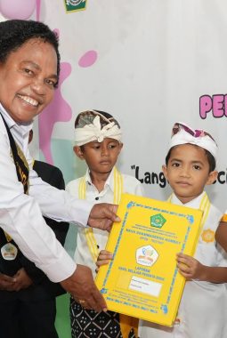 Luluskan Delapan Siswa, Nava Dhammasekha Numbay Gaungkan Pendidikan Inklusif untuk Semua Anak