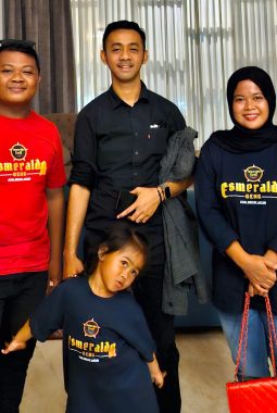 Esmeralda Genk di Balik Meriahnya Konser Wandra pada Gebyar Kemerdekaan di Jayapura
