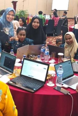 MAFINDO Bekali Guru Papua Pemanfaatan AI untuk Pembelajaran Kreatif