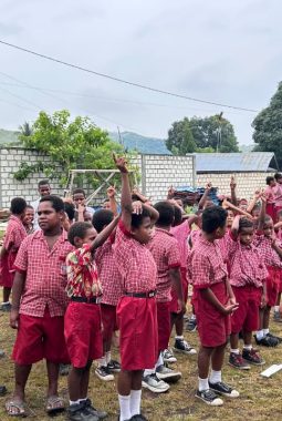 Yonif TP 810/Bemare Perkuat Pendidikan Karakter Siswa SDN Inpres Doyo Lama Lewat Program Arteri